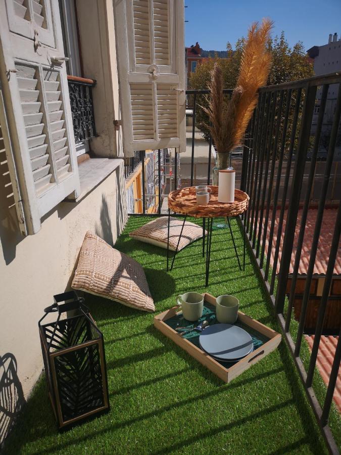A & K Luxury Appartments Port De Nice Garibaldi Luaran gambar